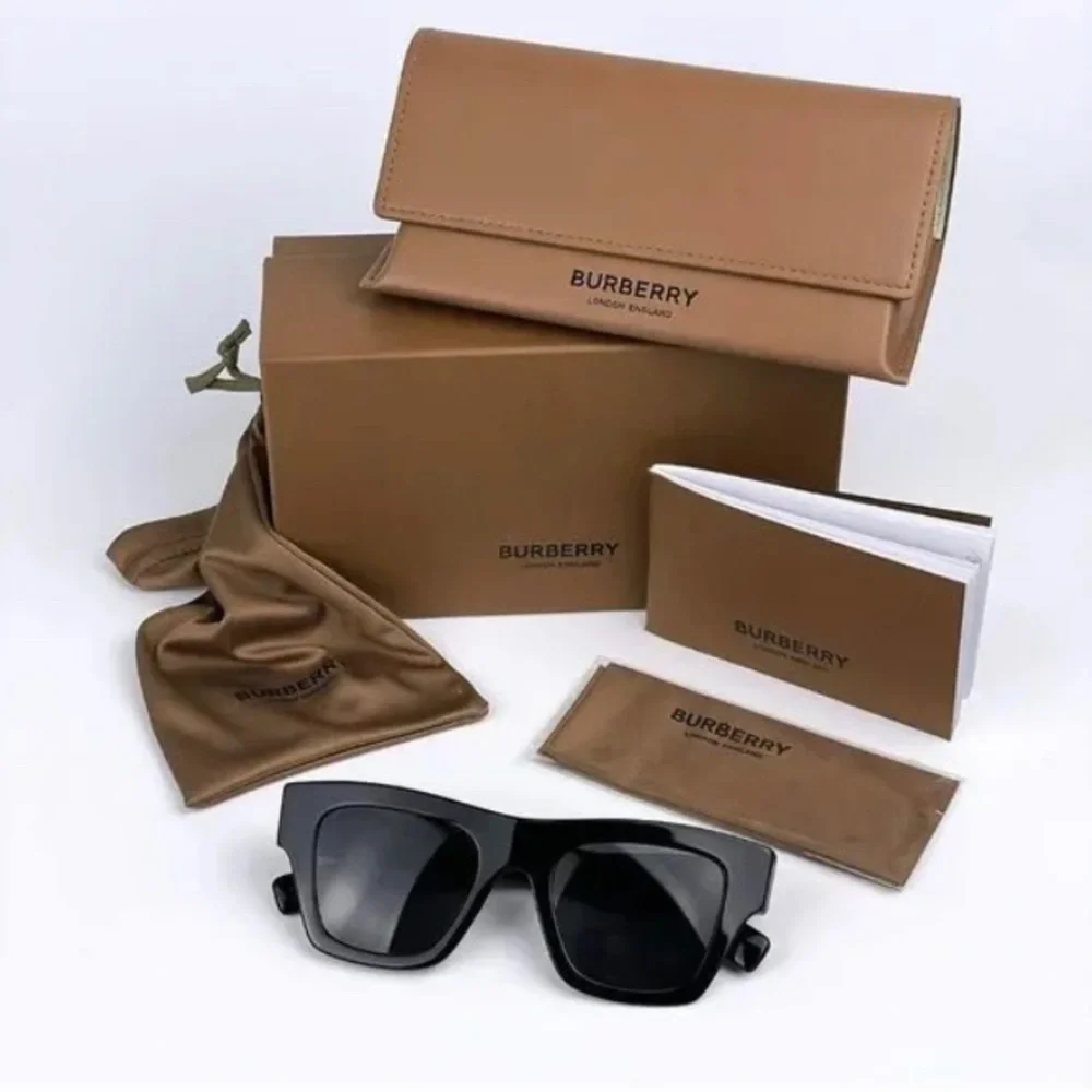 New - BURBERRY ERNEST BE4360 3993/87